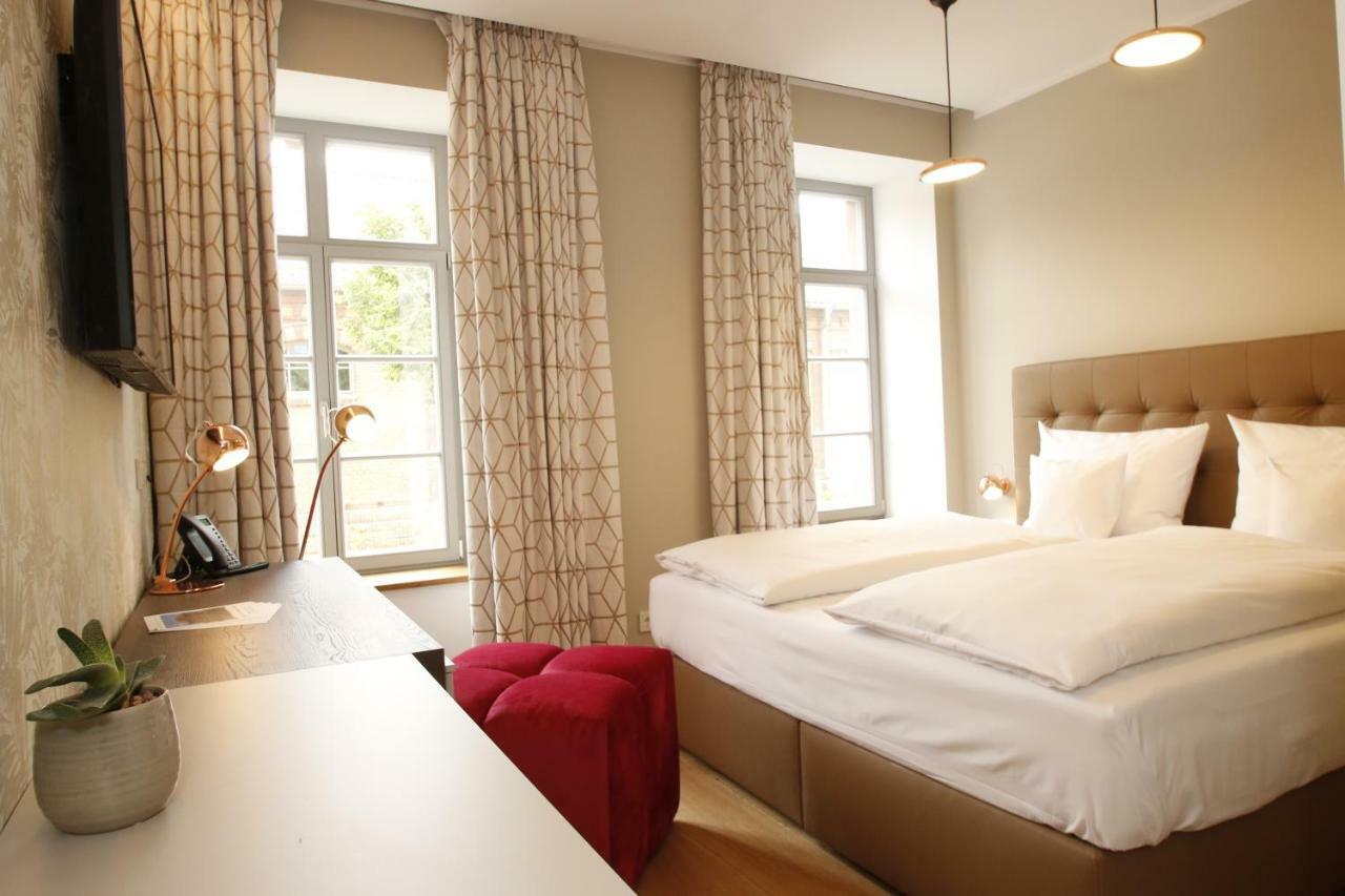 Amelie No 1 Hotel & Appartements Λαντάου Εξωτερικό φωτογραφία