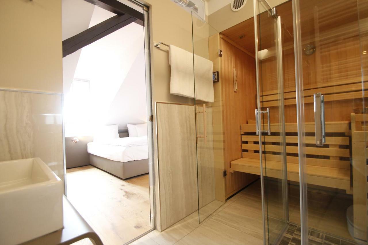 Amelie No 1 Hotel & Appartements Λαντάου Εξωτερικό φωτογραφία