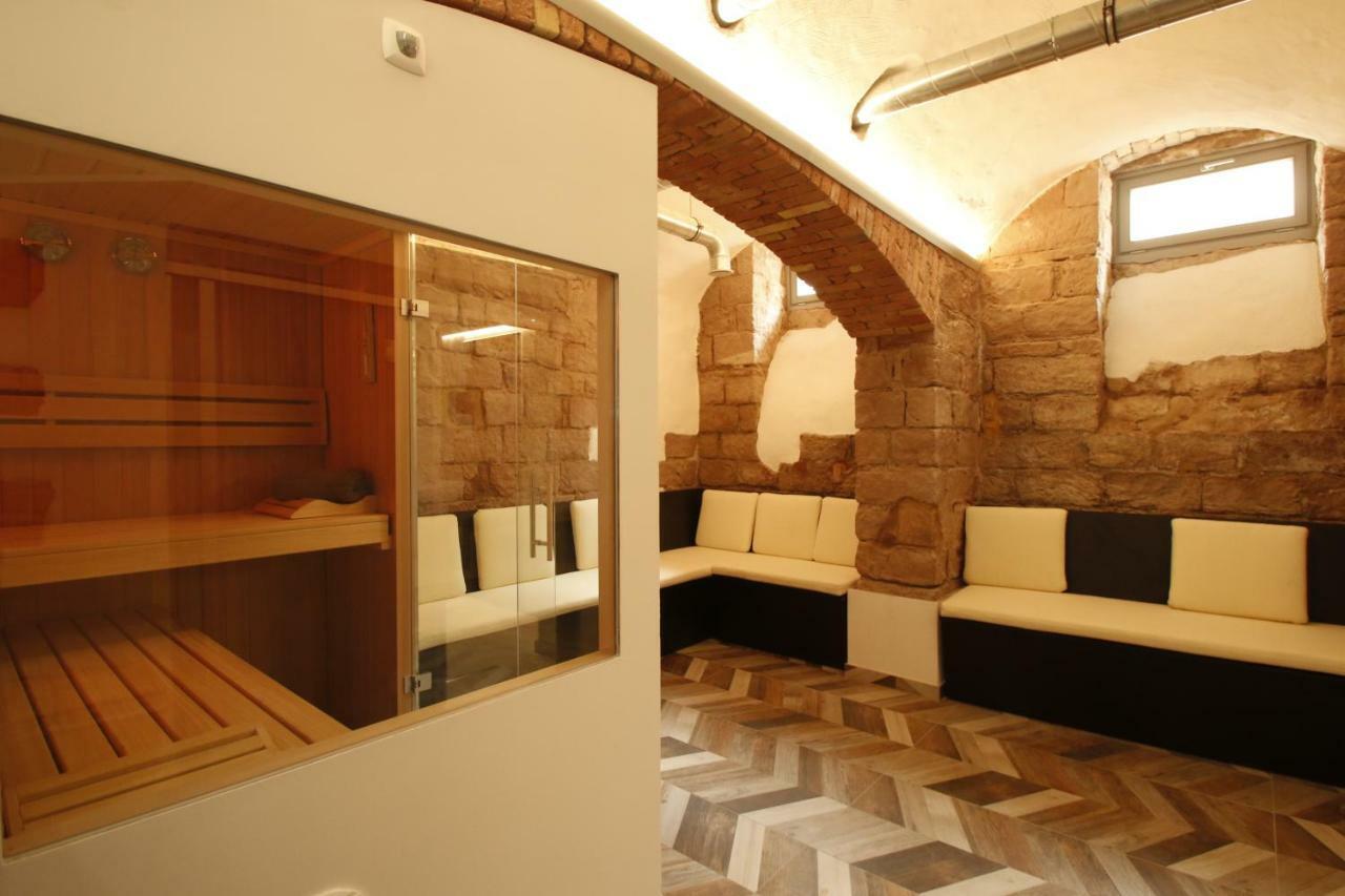Amelie No 1 Hotel & Appartements Λαντάου Εξωτερικό φωτογραφία