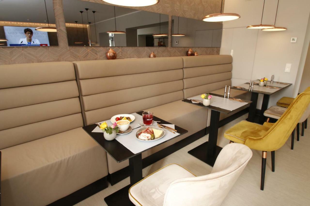 Amelie No 1 Hotel & Appartements Λαντάου Εξωτερικό φωτογραφία